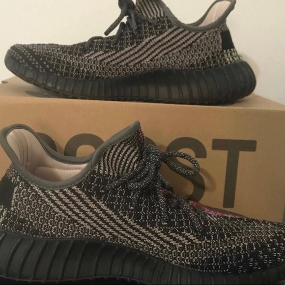 Yeezy 350 Authentic